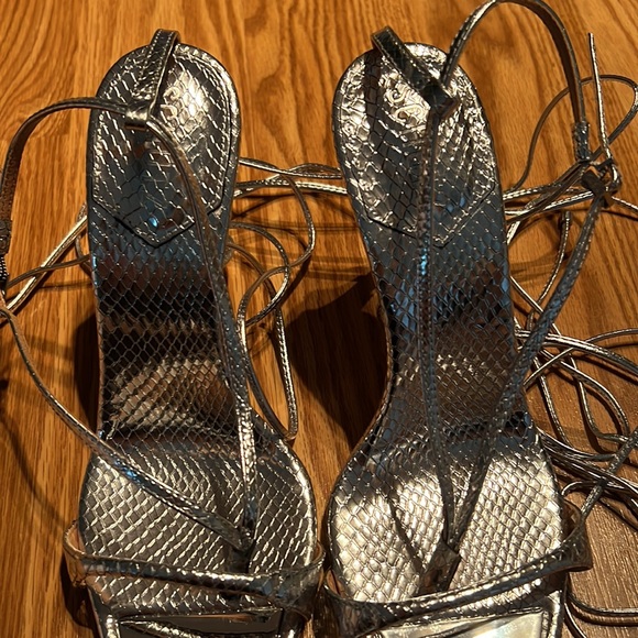 The Vikki heels - Picture 5 of 8